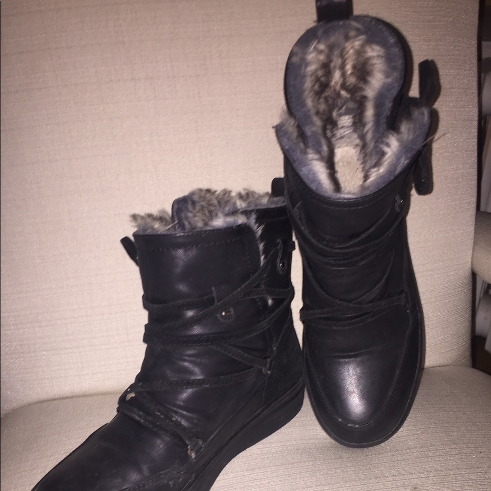 Littlr black boots
